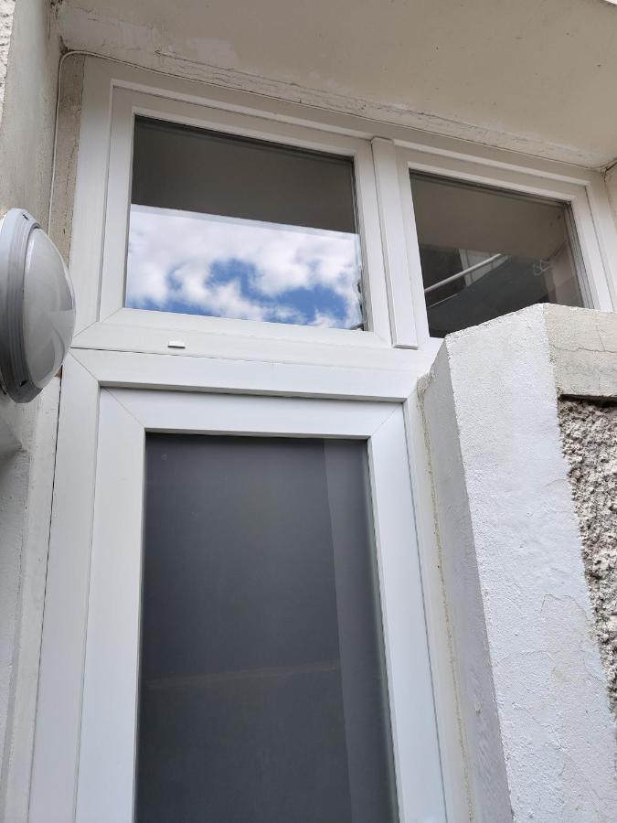 Le Loft Magnan - Ac- Pres Mer - Wifi - Parking - Confort Et Moderne - Supermarches Et Tram Proches Nice Exterior foto